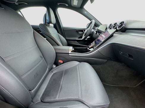 Used 2024 Mercedes-Benz C 300 Sedan image 20