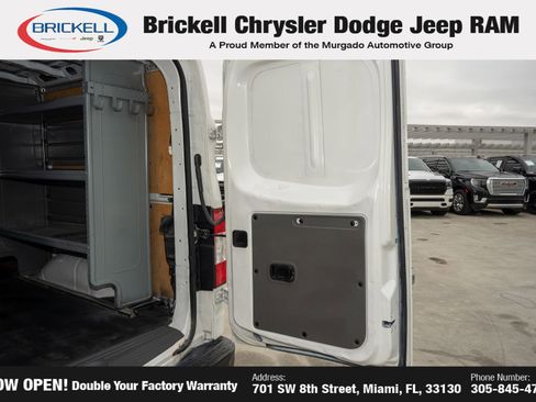 Used 2021 Nissan NV 2500 SV image 10