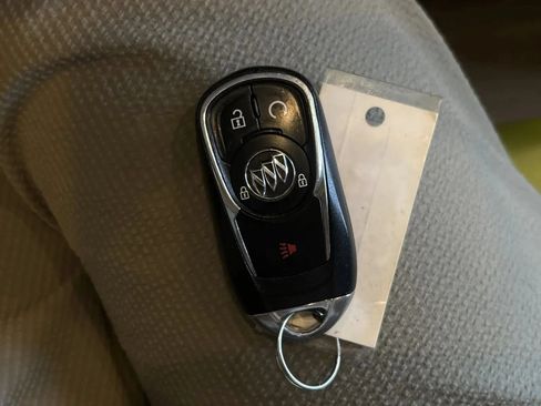 Used 2018 Buick Encore Preferred FWD image 17