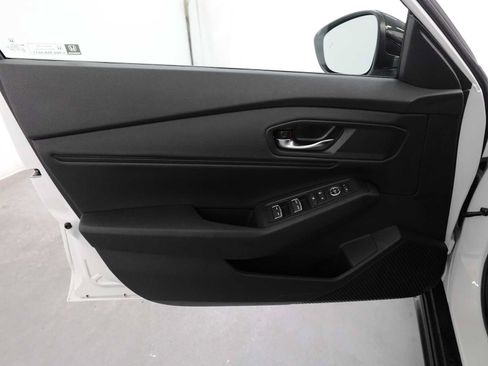 Certified 2025 Honda Accord SE image 10