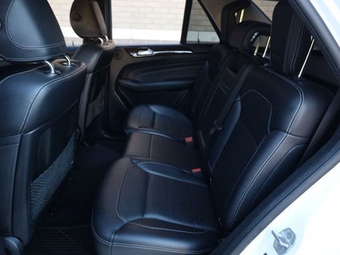 Used 2014 Mercedes-Benz ML 350 4MATIC image 14