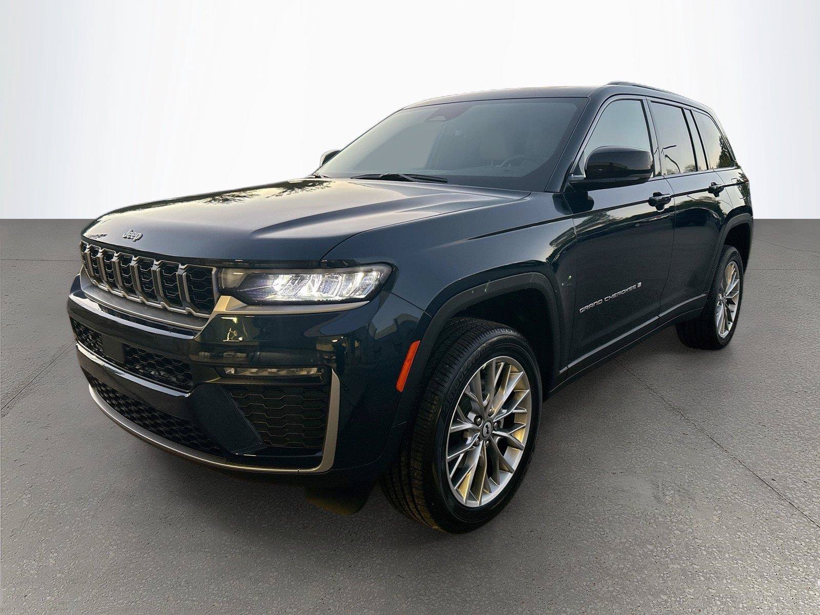New 2027 Jeep Grand Cherokee Limited AWD/4WD image 8