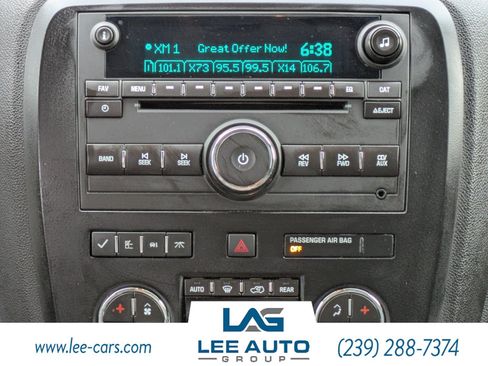 Used 2011 Buick Enclave CXL w/ Trailering Provision Package FWD image 17
