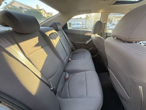 Used 2010 Kia Forte SX image 14