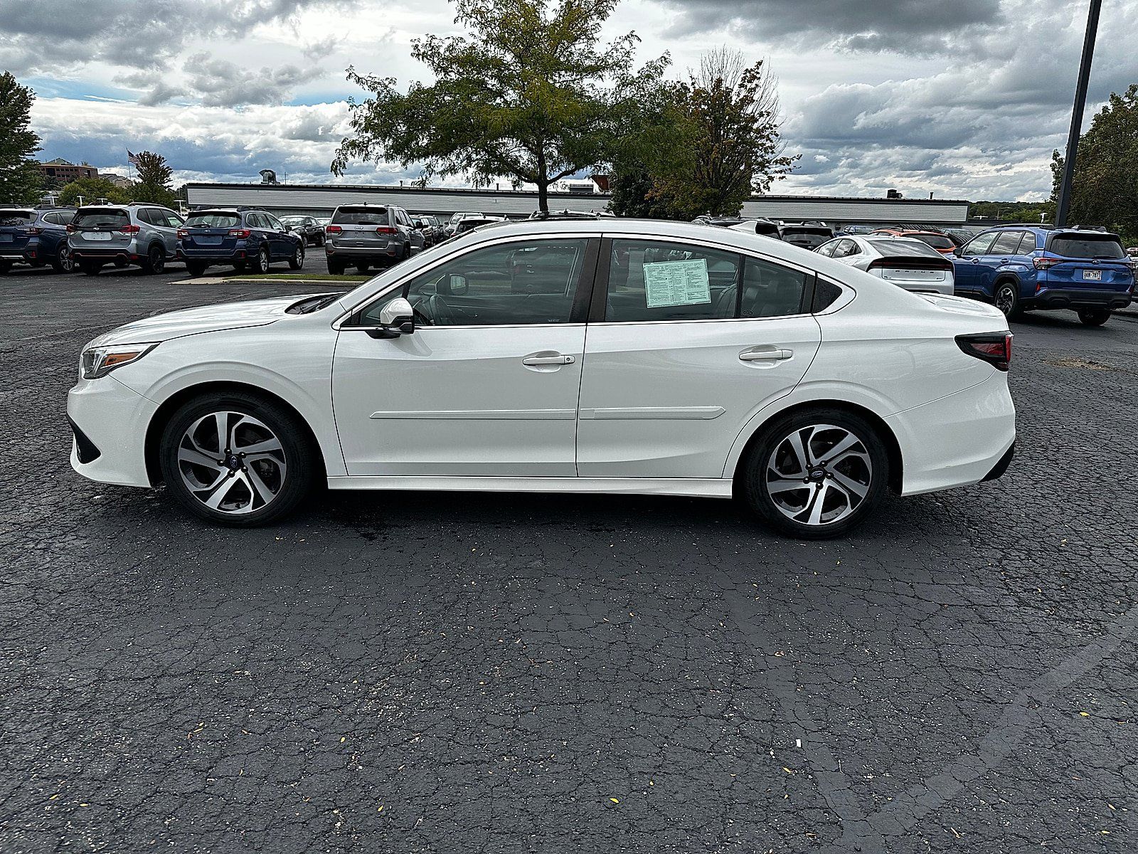 Used 2022 Subaru Legacy Limited AWD/4WD image 6