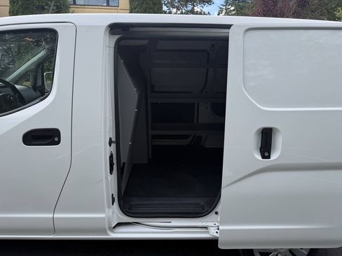 Used 2021 Nissan NV200 SV FWD image 11