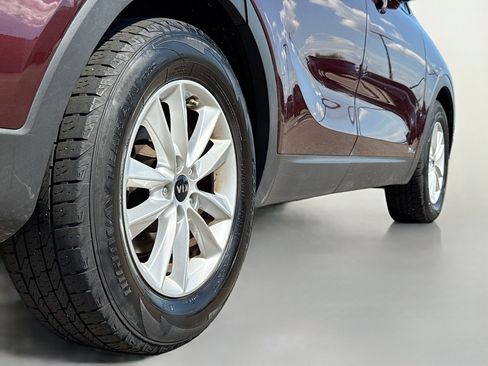 Used 2019 Kia Sorento AWD V6 w/ Option Group 020 image 15