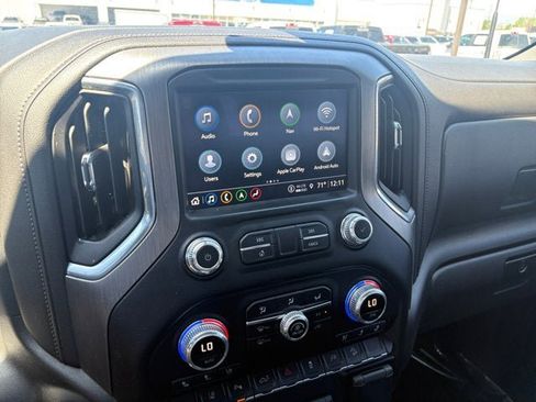 Used 2022 GMC Sierra 2500 Denali w/ Denali Ultimate Package AWD/4WD image 17
