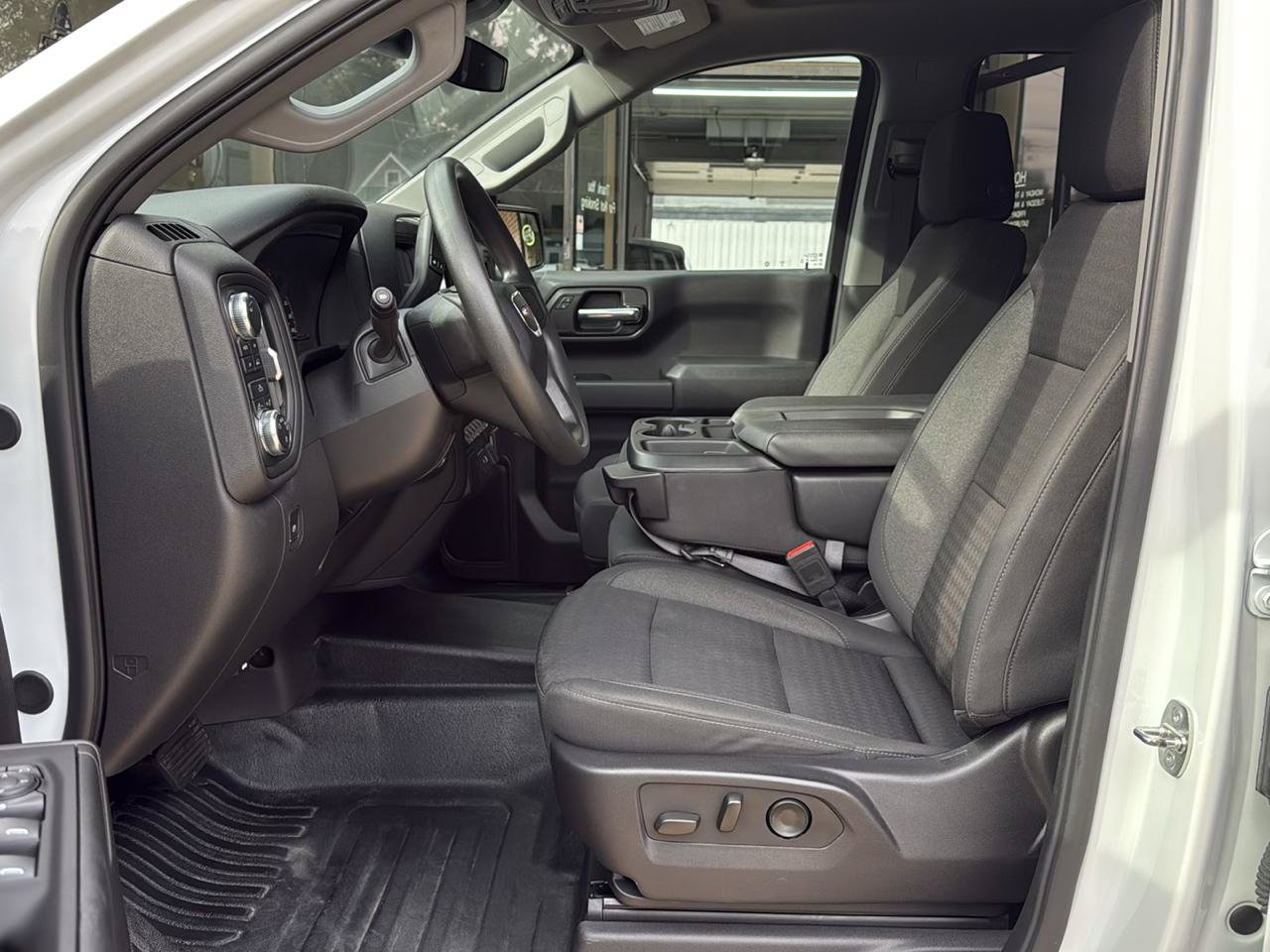 Used 2024 GMC Sierra 1500 Pro w/ Pro Value Package AWD/4WD image 7