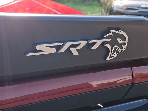 Used 2018 Dodge Challenger SRT Hellcat RWD image 30