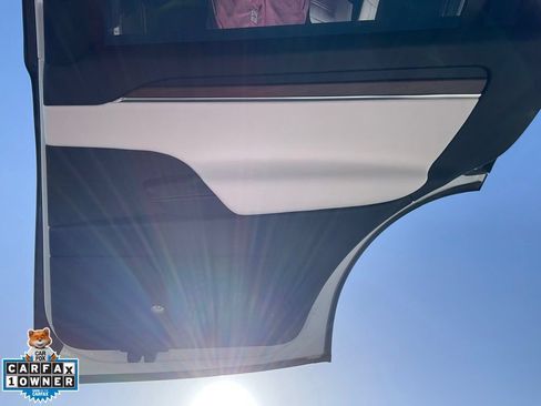 Used 2022 Tesla Model X AWD/4WD image 81