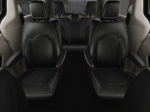 New 2024 Chrysler Pacifica Touring-L image 19