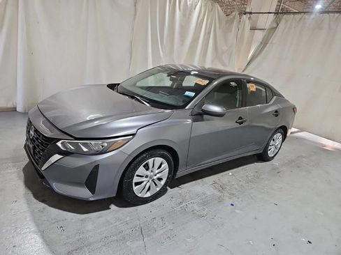Used 2024 Nissan Sentra S FWD image 12