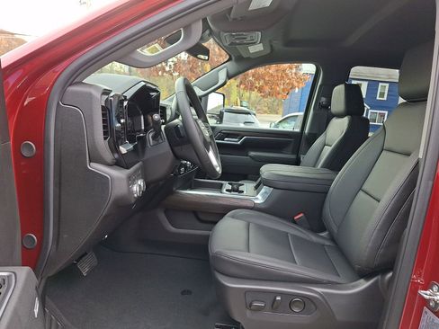 New 2026 GMC Sierra 2500 SLT w/ SLT Premium Package image 13