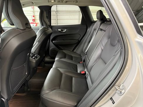 Used 2023 Volvo XC60 B5 Ultimate w/ Climate Package AWD/4WD image 20