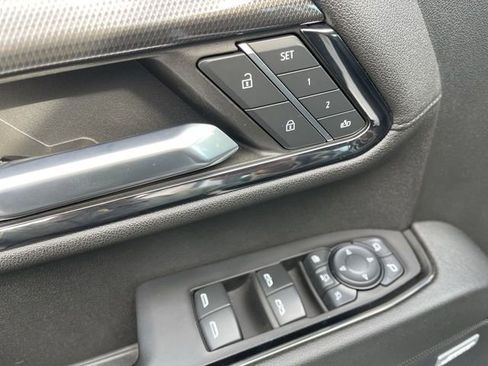 Used 2024 GMC Sierra 2500 AT4 w/ AT4 Premium Plus Package image 13