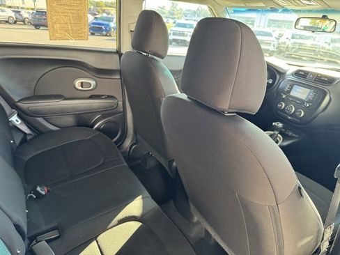 Used 2019 Kia Soul image 37