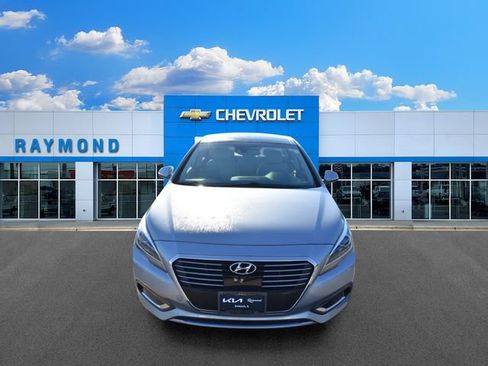 Used 2016 Hyundai Sonata Limited w/ Option Group 02 FWD image 8