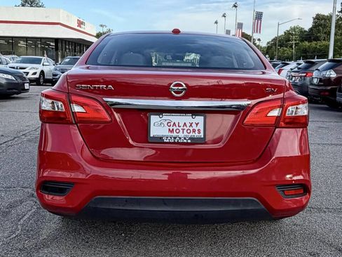 Used 2018 Nissan Sentra SV FWD image 6