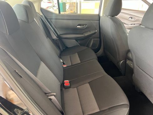 Certified 2023 Nissan Sentra SV FWD image 13