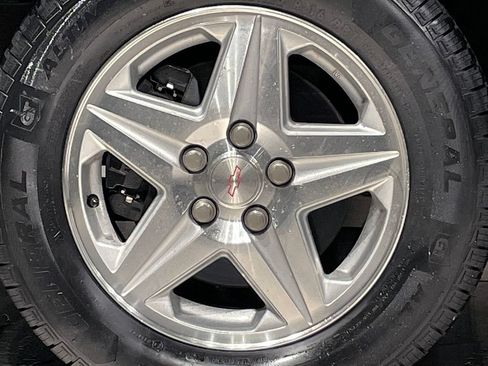 Used 2001 Chevrolet Monte Carlo SS w/ High Sport Appearance Pkg FWD image 10