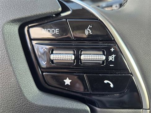 New 2025 Kia Niro EX Touring image 12