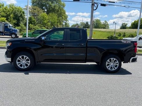 Certified 2023 Chevrolet Silverado 1500 LT AWD/4WD image 10