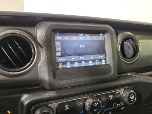 Used 2021 Jeep Wrangler Unlimited Sport AWD/4WD image 19