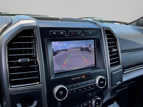 Used 2021 Ford Expedition XLT AWD/4WD image 14