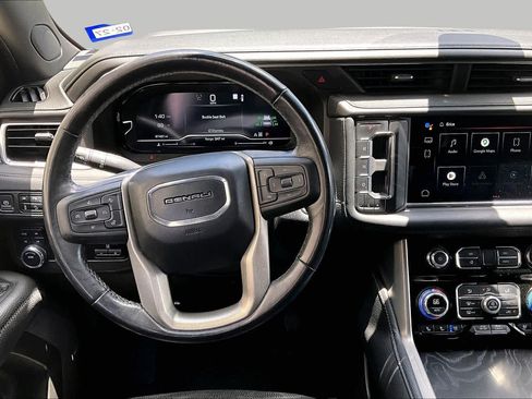 Used 2022 GMC Yukon XL Denali w/ Denali Premium Package AWD/4WD image 5