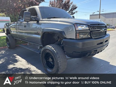 Used 2003 Chevrolet Silverado 2500 LS w/ Skid Plate Package AWD/4WD image 1