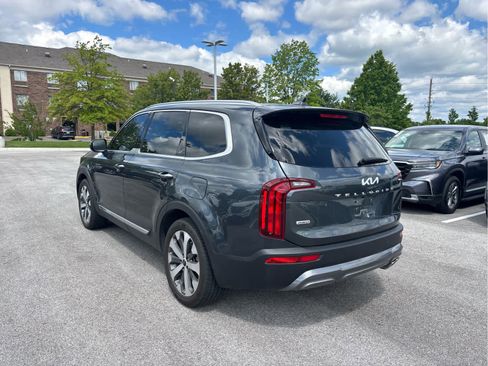 Used 2022 Kia Telluride S AWD/4WD image 3