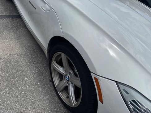 Used 2012 BMW Z4 sDrive28i RWD image 4