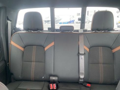 Used 2024 GMC Canyon AT4 image 19