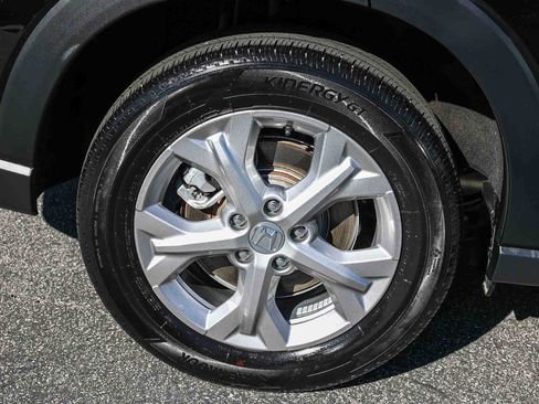 Used 2025 Honda HR-V LX image 12