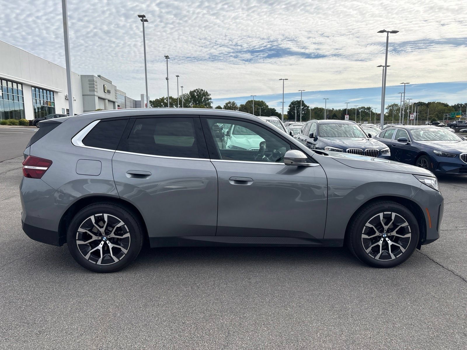Used 2026 BMW X3 xDrive30i w/ Premium Package AWD/4WD image 9