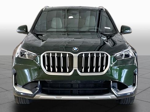 Used 2025 BMW X1 xDrive28i w/ Convenience Package AWD/4WD image 3
