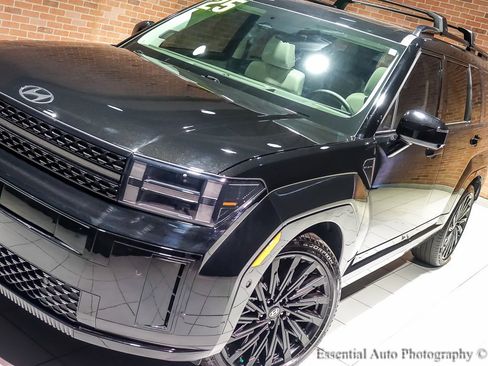 Used 2025 Hyundai Santa Fe Calligraphy image 6