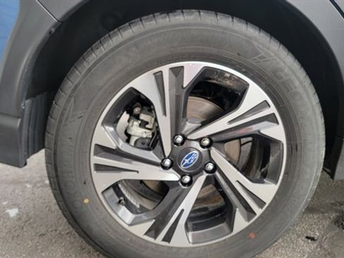 Used 2024 Subaru Crosstrek 2.0i Premium image 15