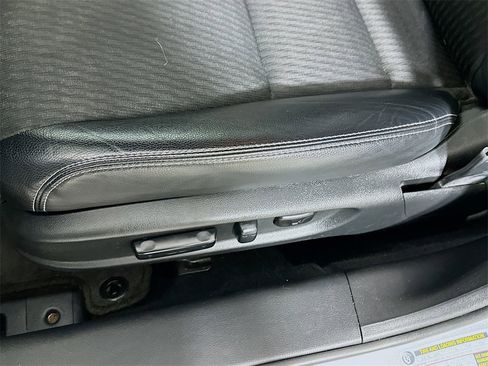 Used 2016 Honda Accord Sport image 9