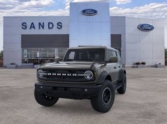New 2026 Ford Bronco Outer Banks w/ Sasquatch Package AWD/4WD video 2