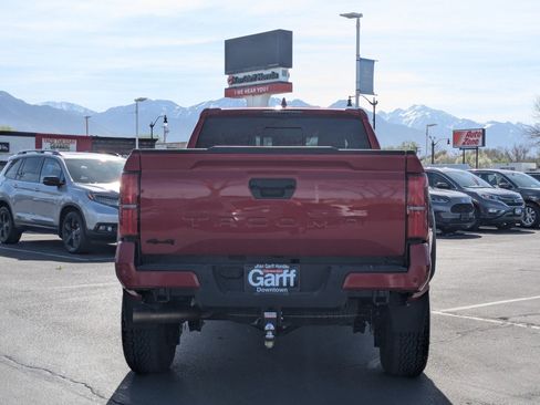 Used 2024 Toyota Tacoma TRD Off-Road w/ TRD Off Road Premium Package image 7