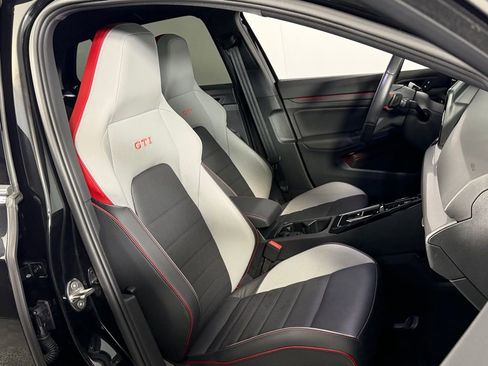 Used 2024 Volkswagen GTI SE w/ SE Leather Seats Package image 30