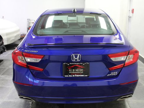 Used 2022 Honda Accord Sport image 5