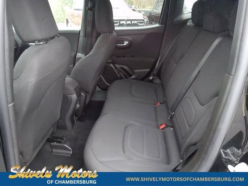 Used 2019 Jeep Renegade Latitude image 10