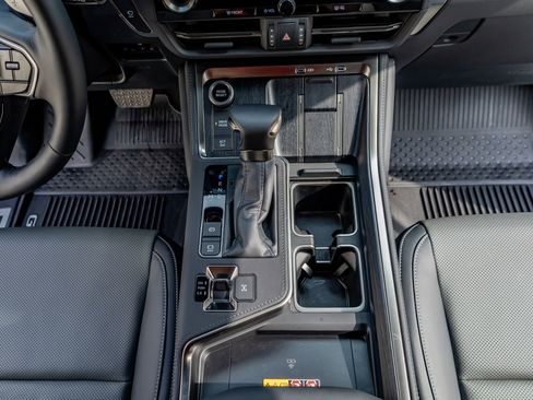 Used 2026 Lexus GX 550 w/ Accessory Package (2T) image 28