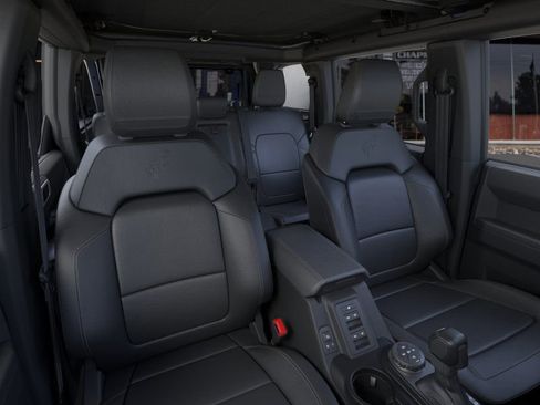 New 2025 Ford Bronco Badlands image 10