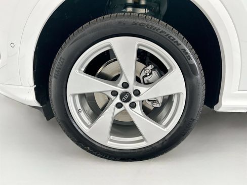Used 2026 Audi Q5 Premium Plus w/ Premium Plus AWD/4WD image 29