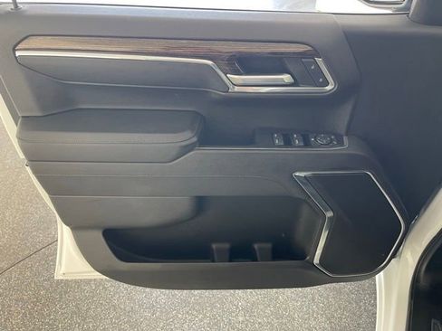 Used 2023 GMC Sierra 1500 SLE AWD/4WD image 35