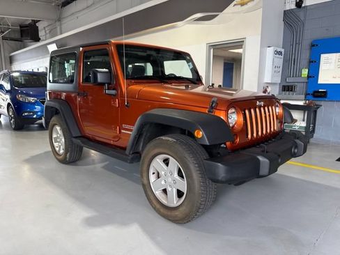 Used 2011 Jeep Wrangler Sport AWD/4WD image 3